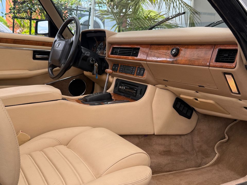 1992 Jaguar XJ-Series