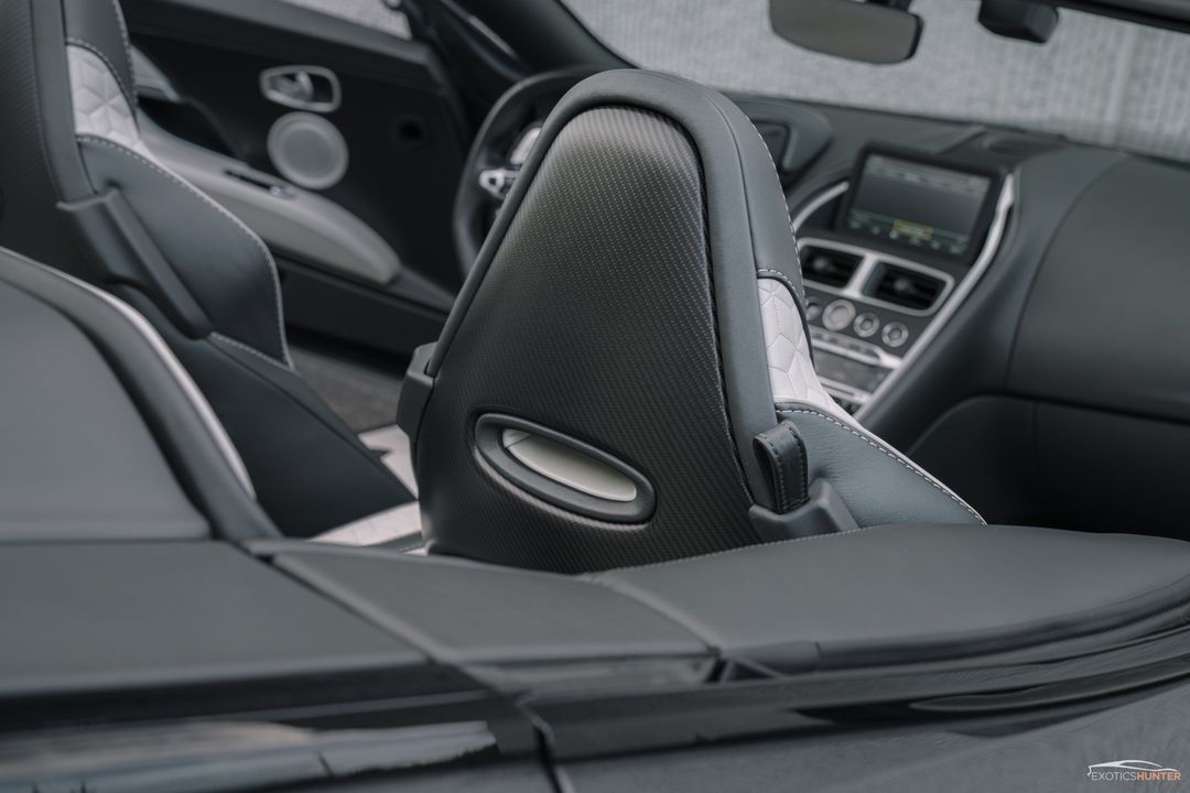 2020 Aston Martin DBS