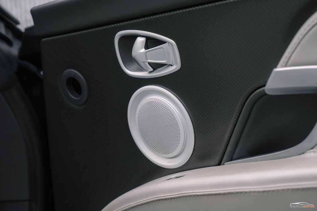 2020 Aston Martin DBS