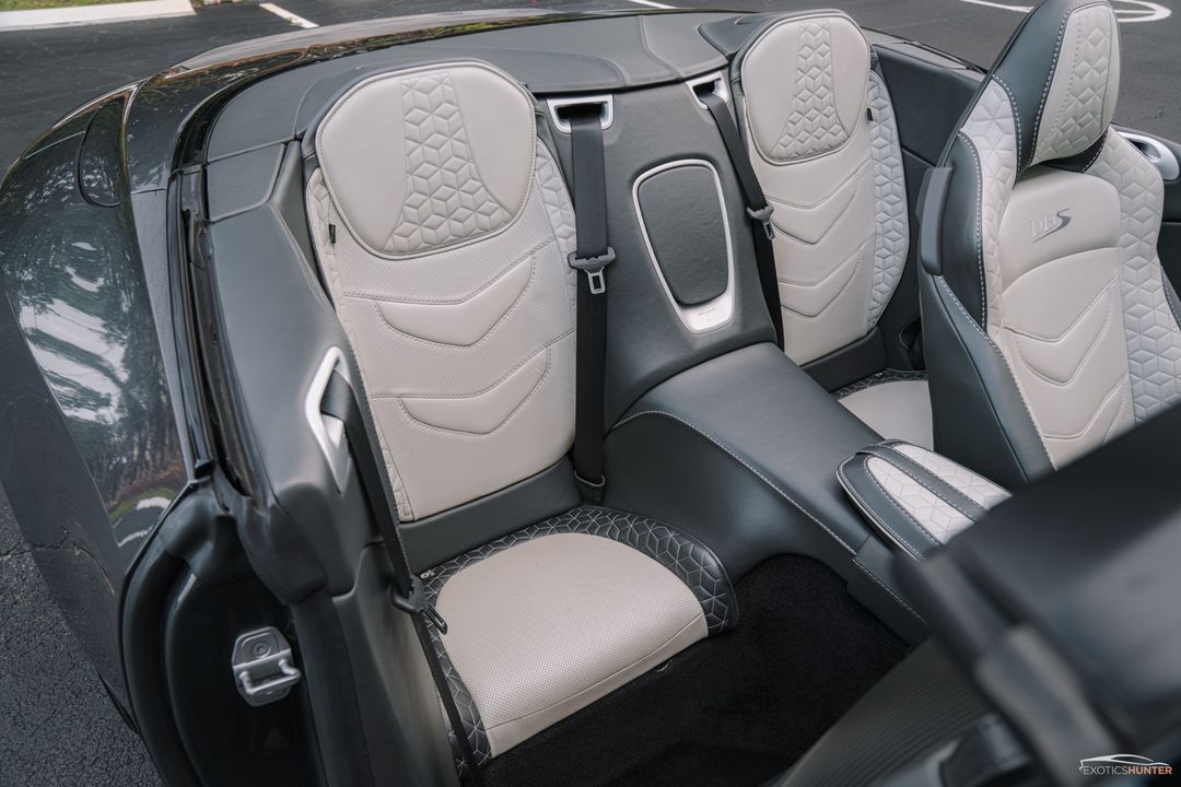 2020 Aston Martin DBS