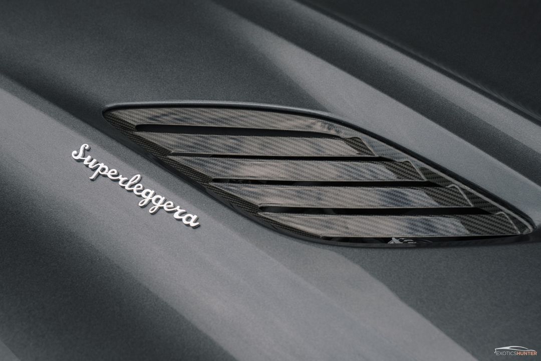 2020 Aston Martin DBS