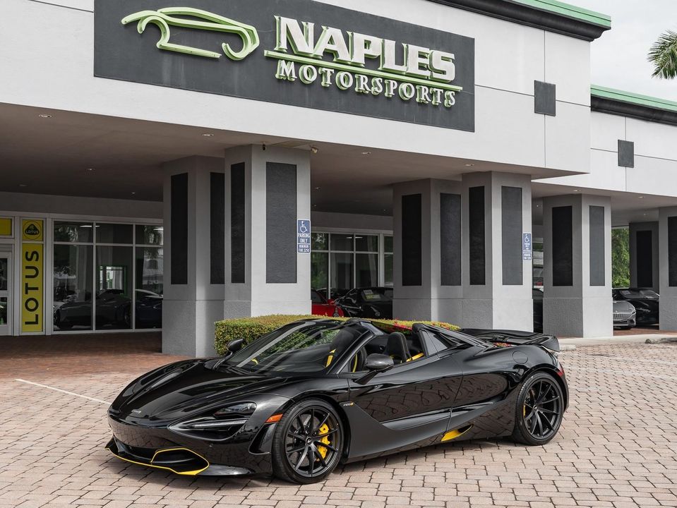 2022 McLaren 720S
