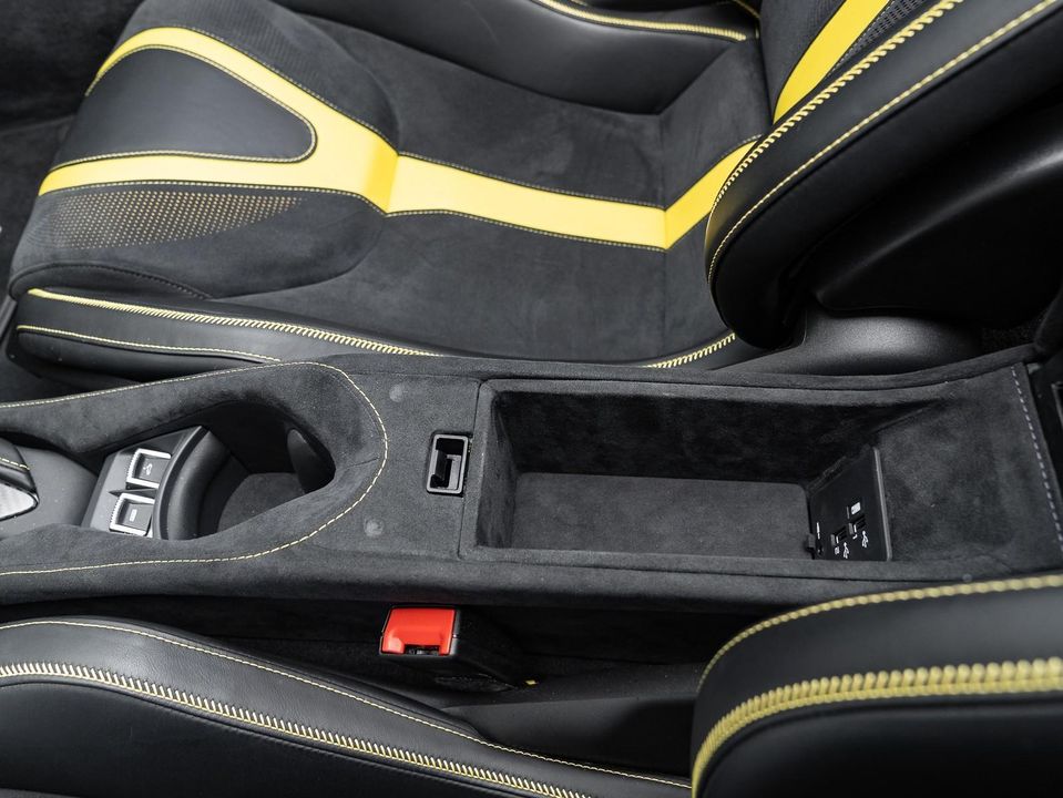 2022 McLaren 720S