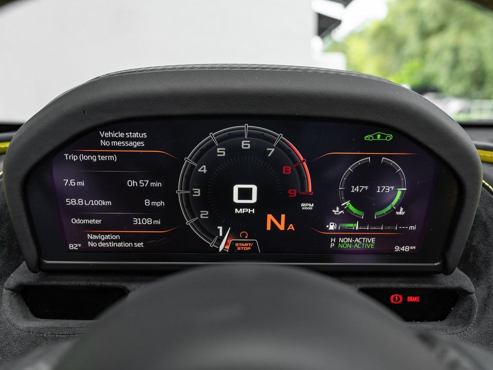 2022 McLaren 720S