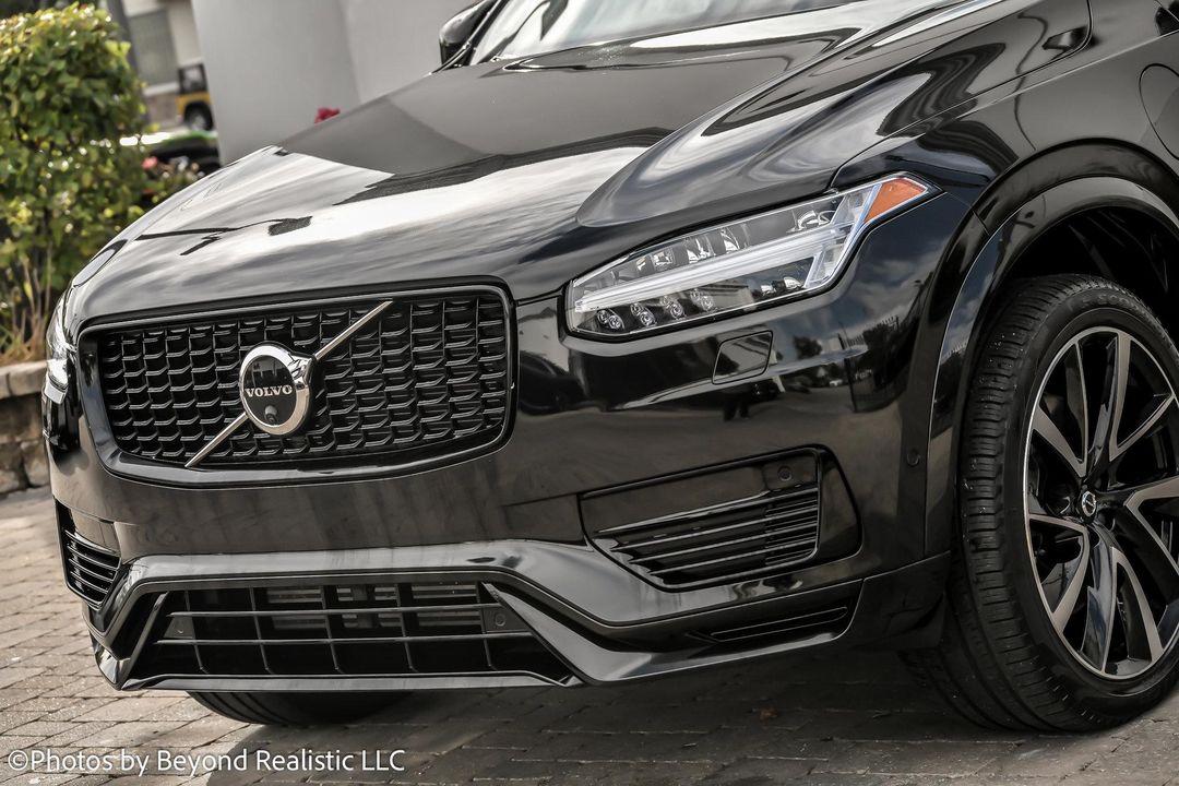 2023 Volvo XC90 Recharge Plug-In Hybrid