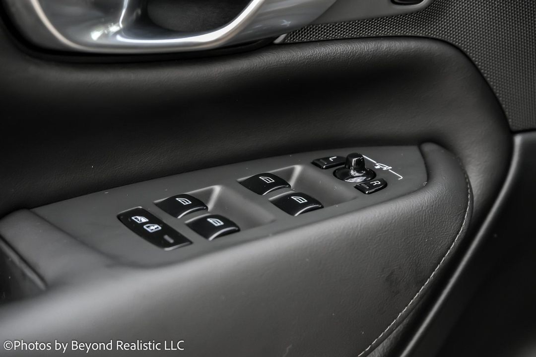 2023 Volvo XC90 Recharge Plug-In Hybrid