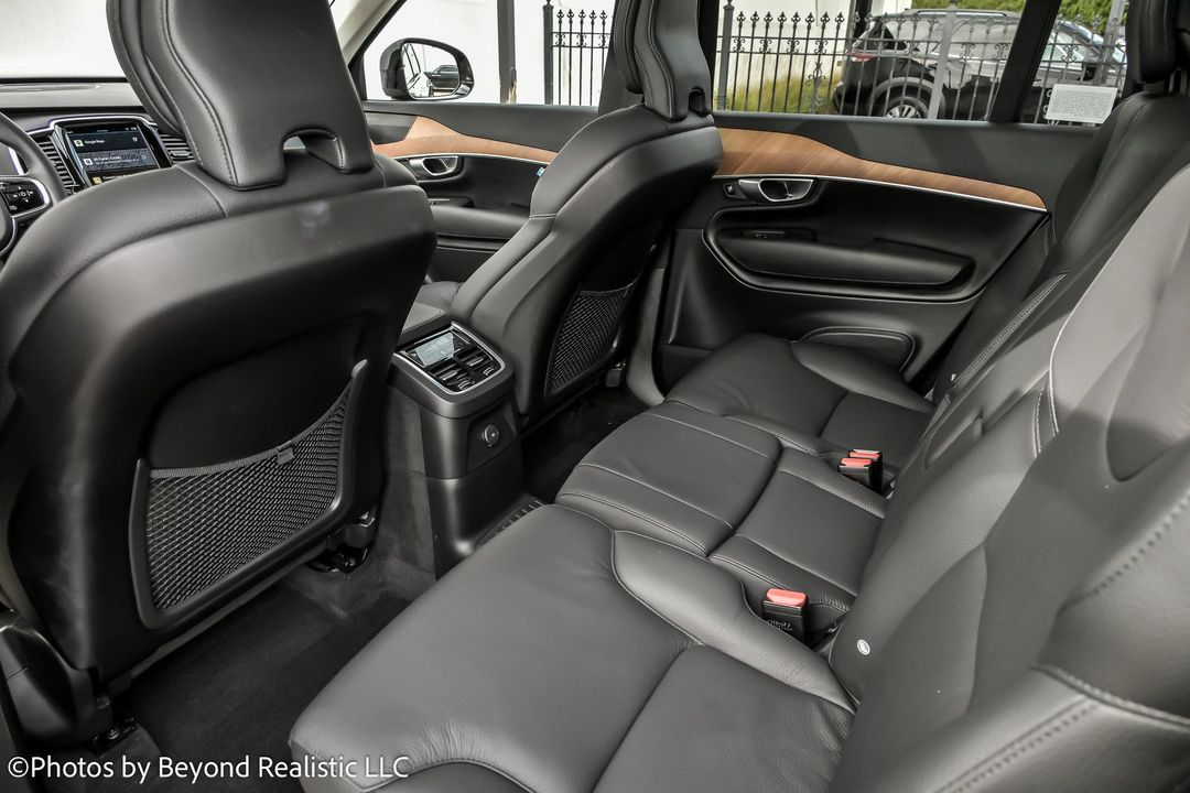 2023 Volvo XC90 Recharge Plug-In Hybrid