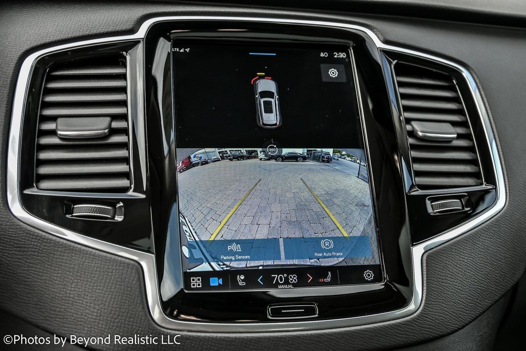 2023 Volvo XC90 Recharge Plug-In Hybrid