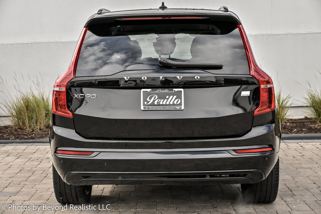 2023 Volvo XC90 Recharge Plug-In Hybrid
