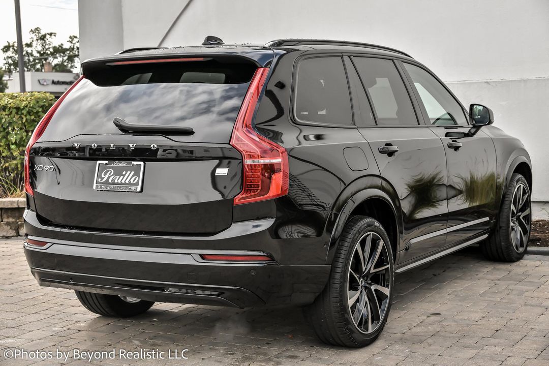 2023 Volvo XC90 Recharge Plug-In Hybrid