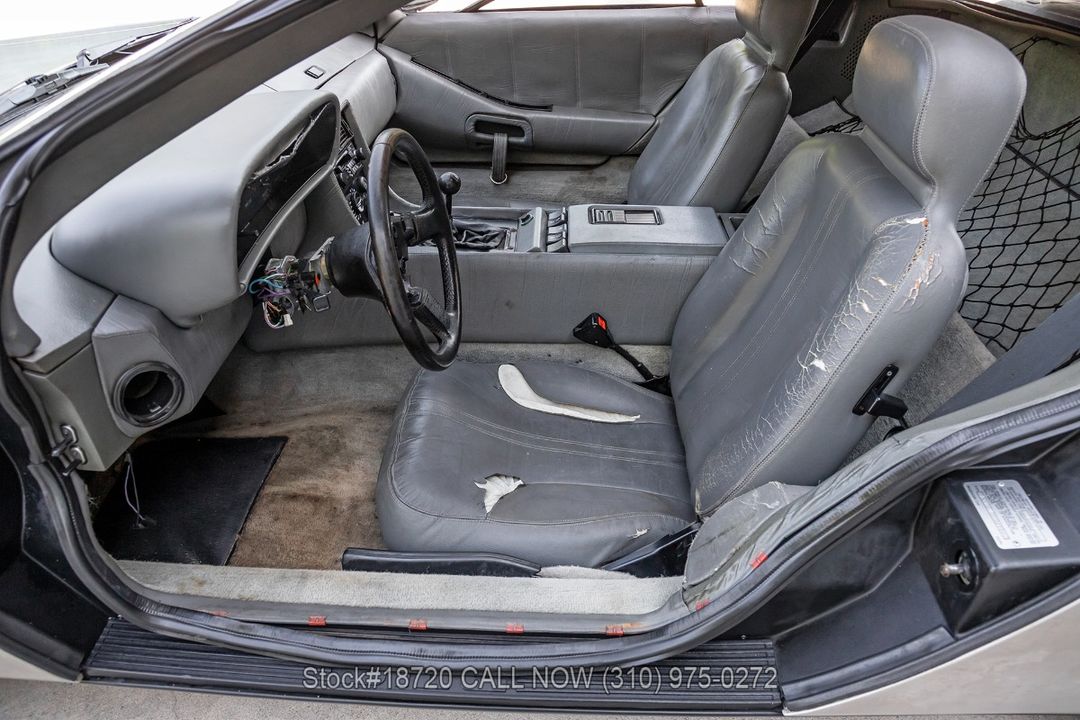 1981 DeLorean DMC-12