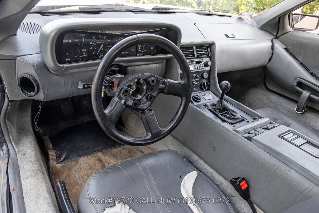 1981 DeLorean DMC-12
