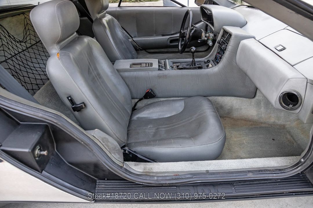 1981 DeLorean DMC-12
