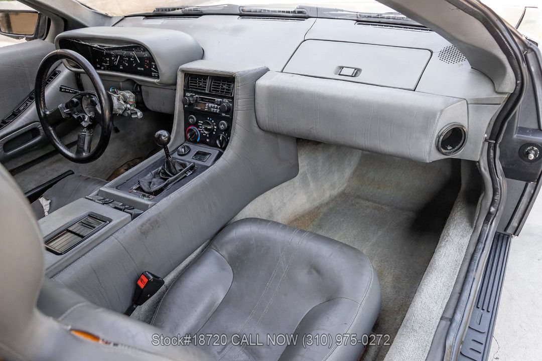 1981 DeLorean DMC-12