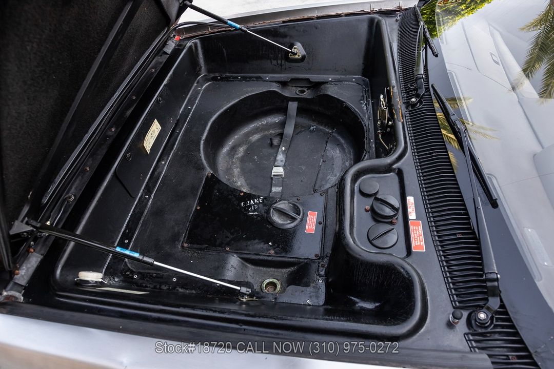 1981 DeLorean DMC-12