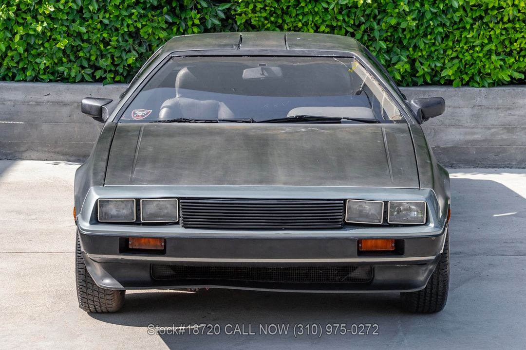 1981 DeLorean DMC-12