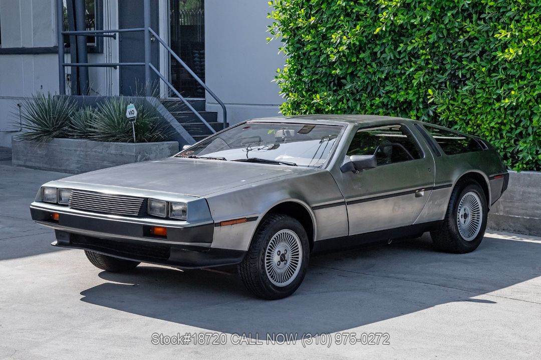 1981 DeLorean DMC-12