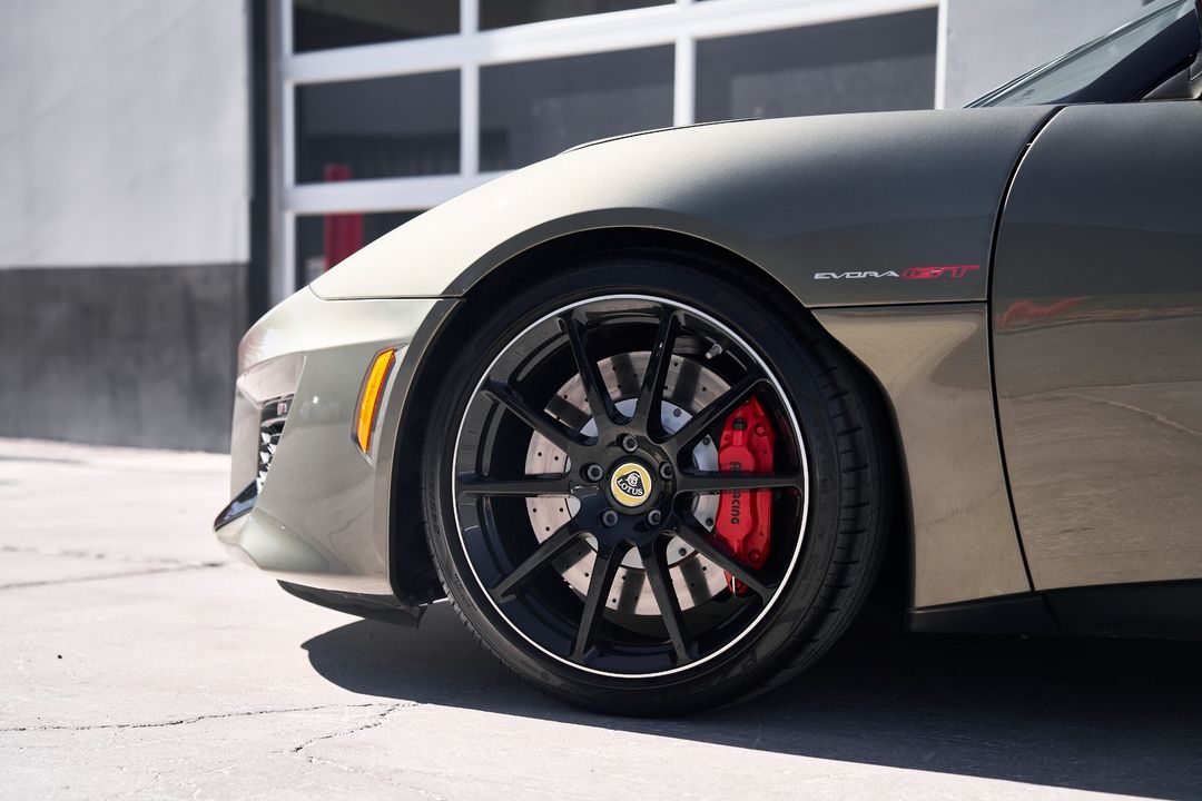 2020 Lotus Evora