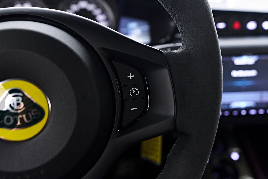 2020 Lotus Evora