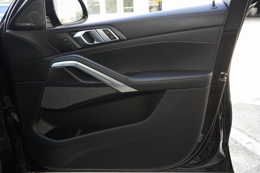 2021 BMW X6