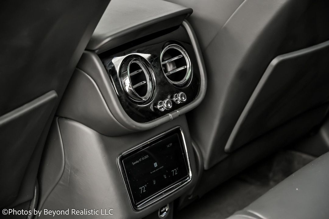 2024 Bentley Bentayga