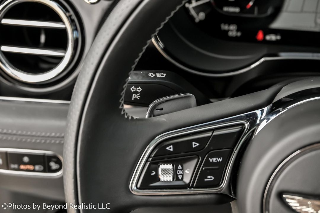 2024 Bentley Bentayga