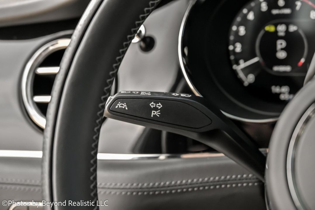 2024 Bentley Bentayga