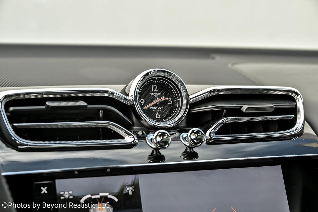 2024 Bentley Bentayga