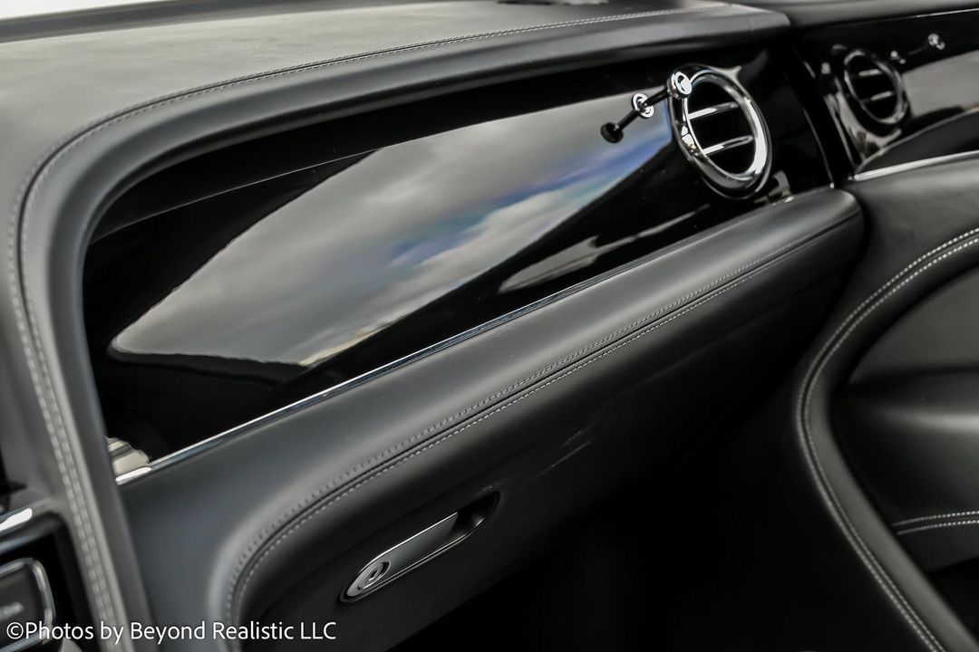 2024 Bentley Bentayga