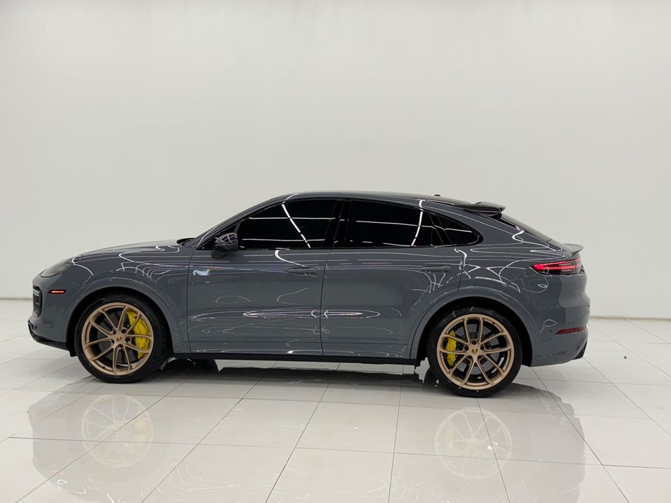 2022 Porsche Cayenne