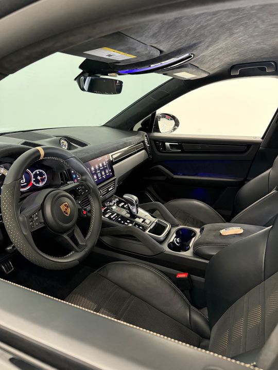 2022 Porsche Cayenne