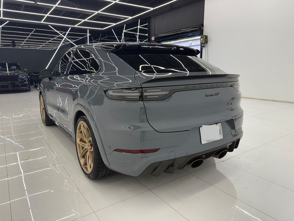 2022 Porsche Cayenne