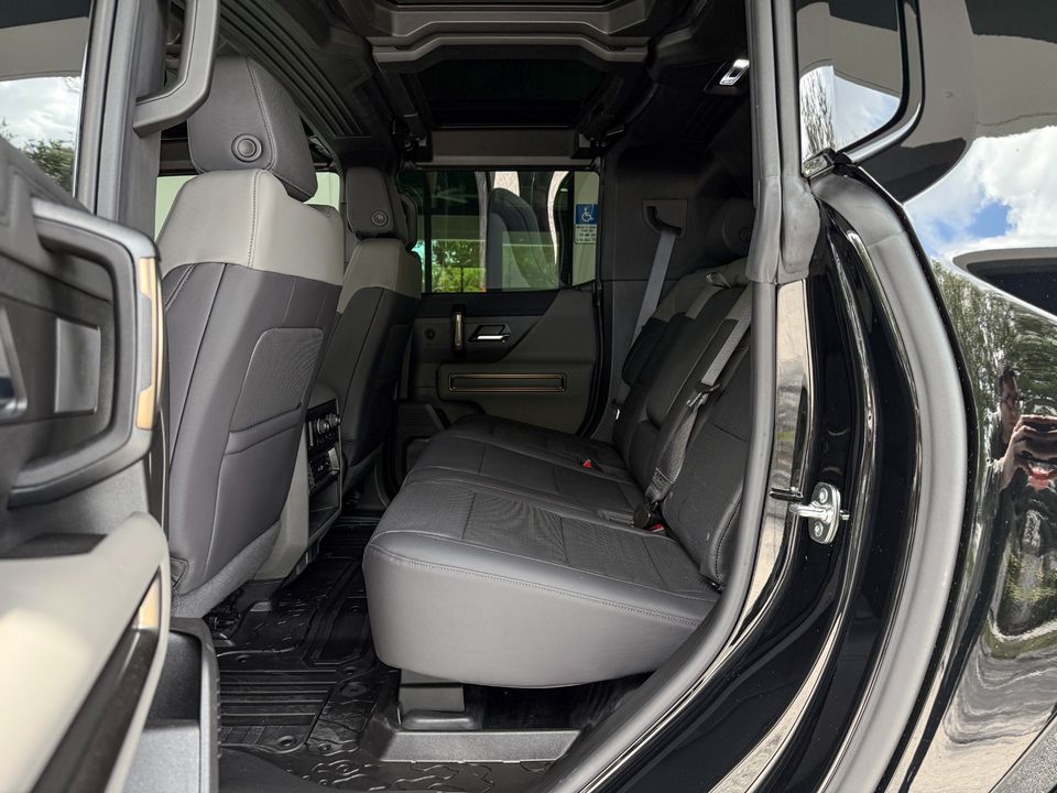 2025 GMC HUMMER EV