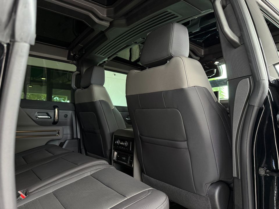 2025 GMC HUMMER EV