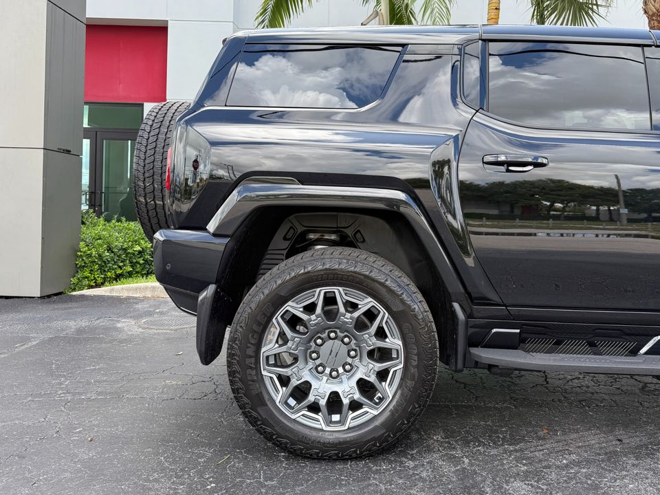 2025 GMC HUMMER EV