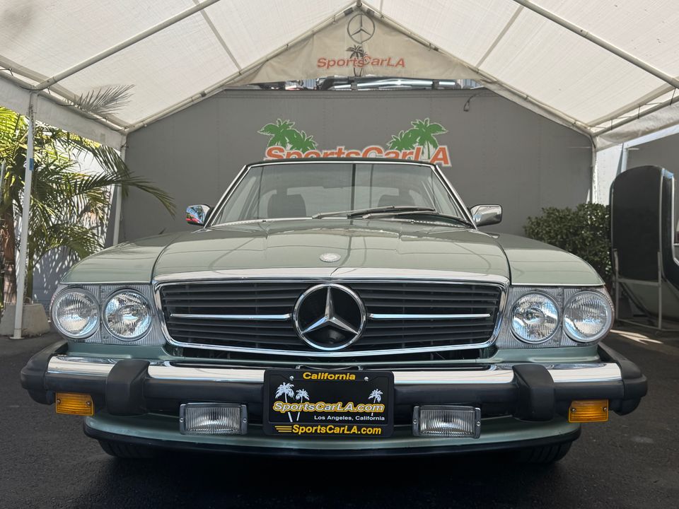 1987 Mercedes-Benz 560-Class