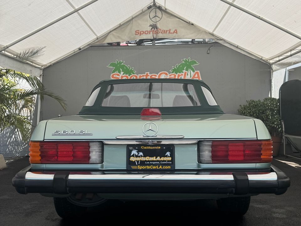 1987 Mercedes-Benz 560-Class