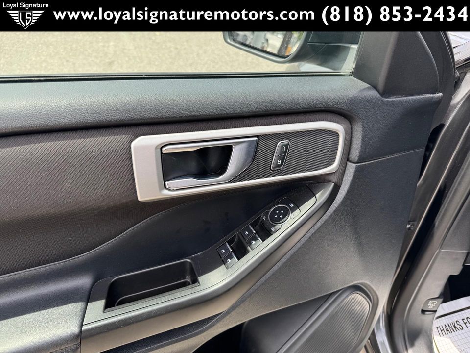 2020 Ford Explorer