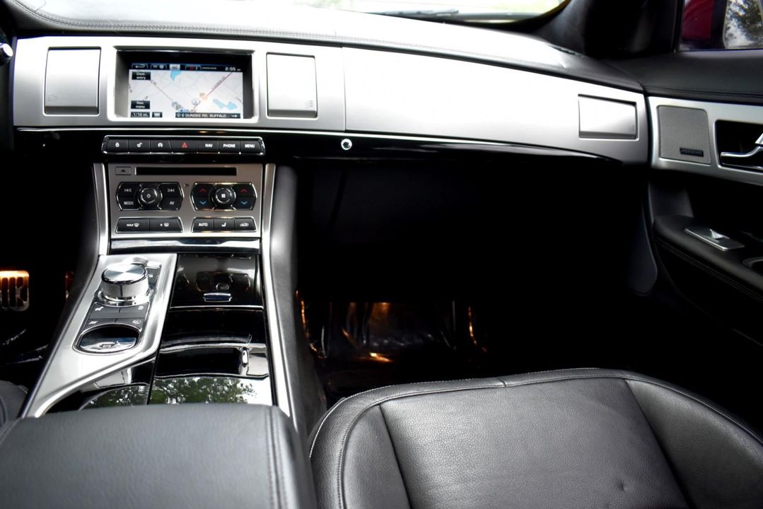 2015 Jaguar XF
