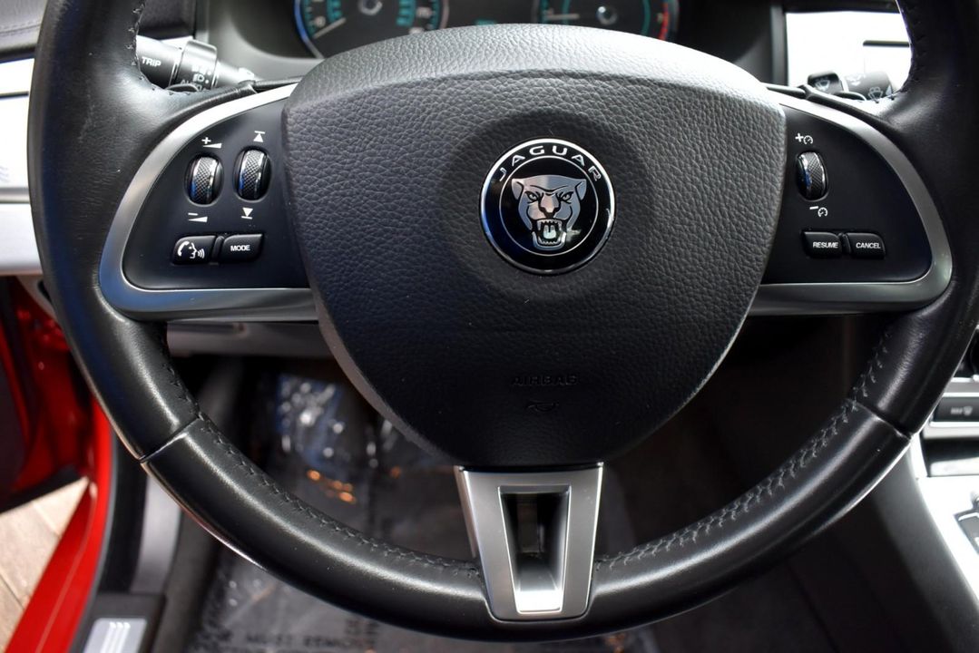 2015 Jaguar XF