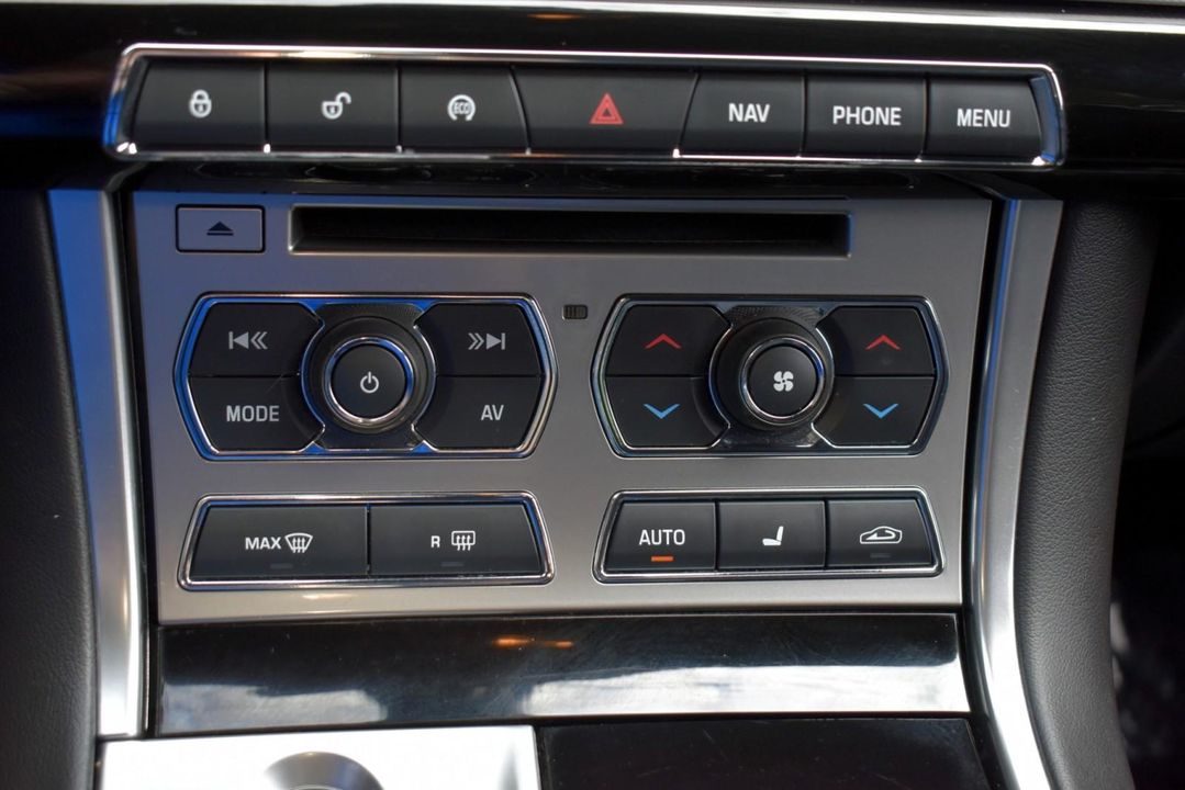2015 Jaguar XF