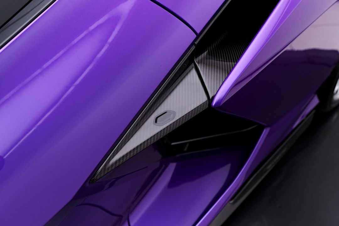 2024 Lamborghini Revuelto