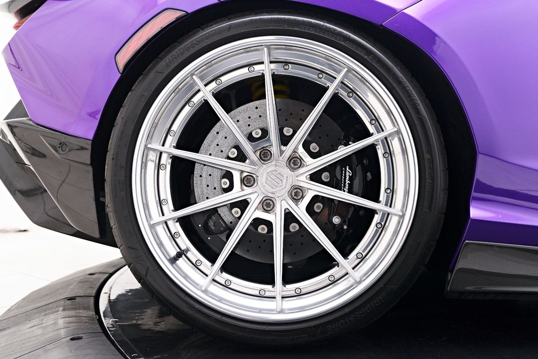 2024 Lamborghini Revuelto