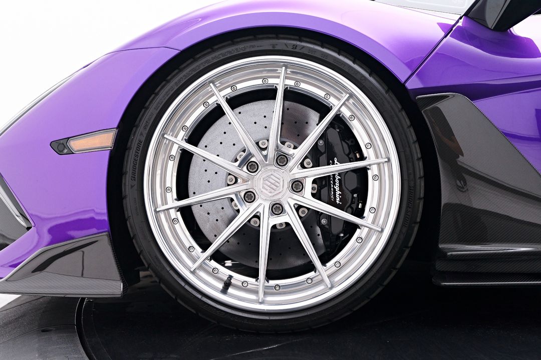 2024 Lamborghini Revuelto