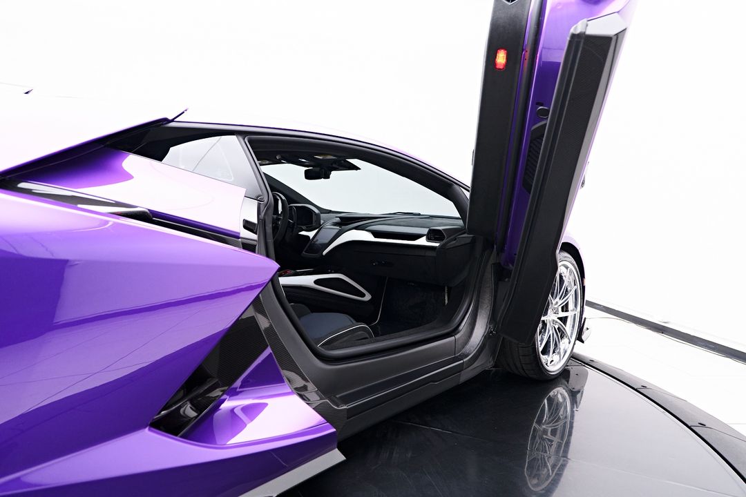2024 Lamborghini Revuelto