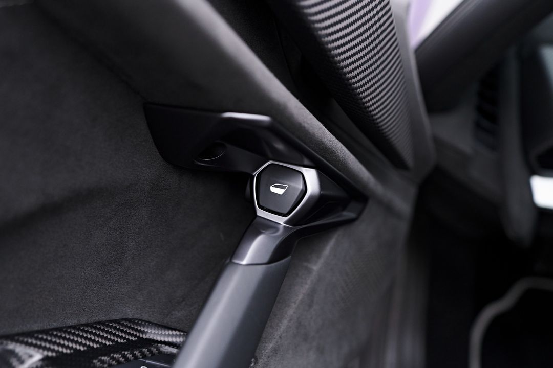 2024 Lamborghini Revuelto
