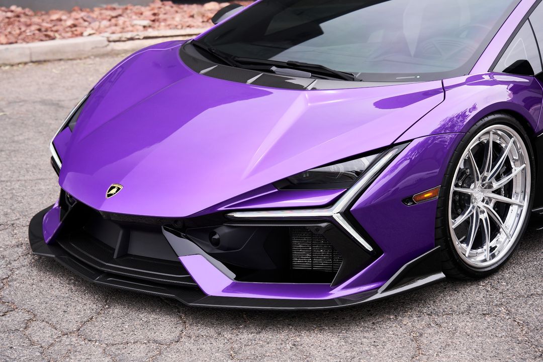 2024 Lamborghini Revuelto