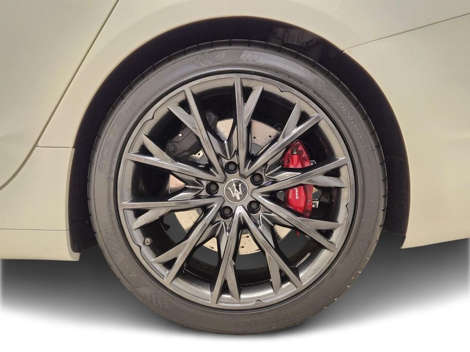 2022 Maserati Ghibli