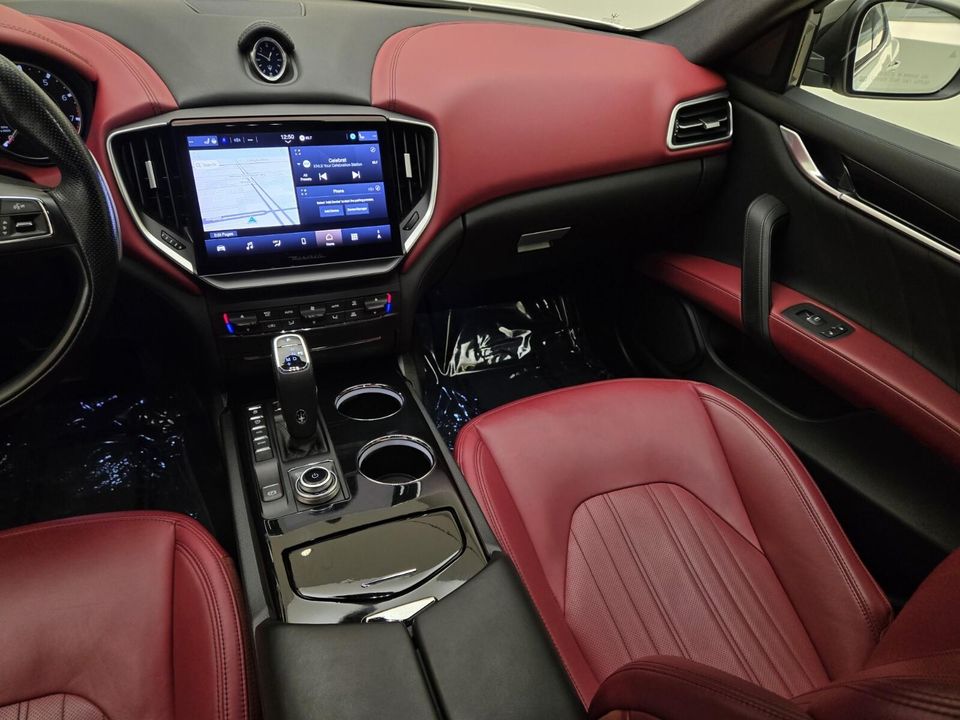 2022 Maserati Ghibli
