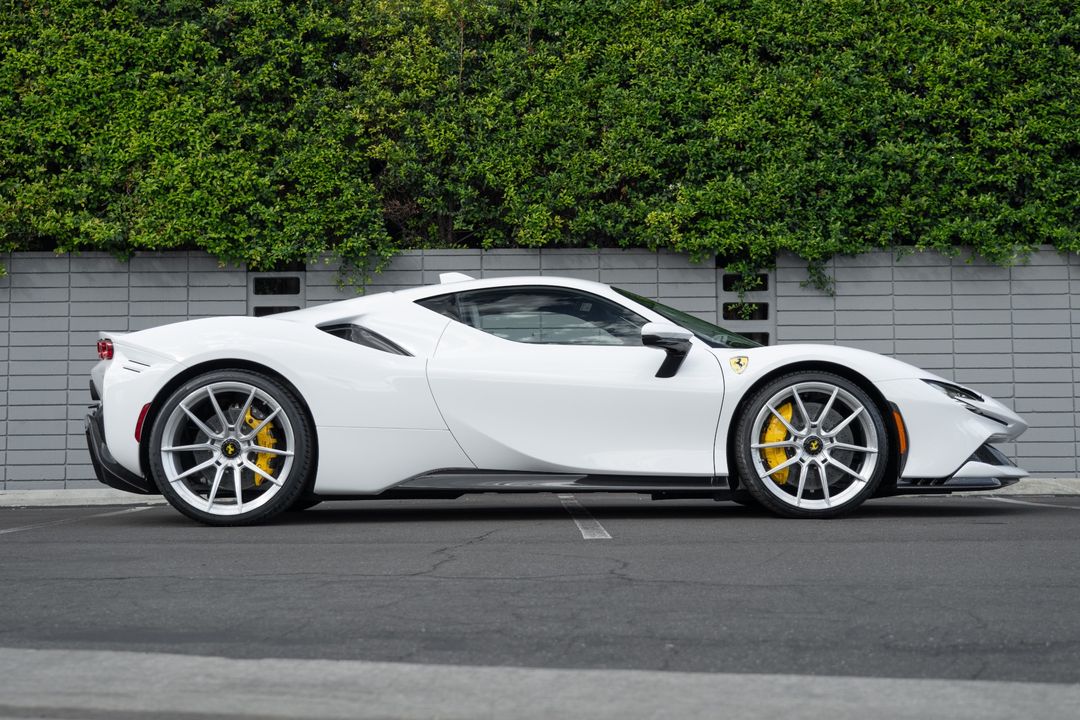 2023 Ferrari SF90 Stradale